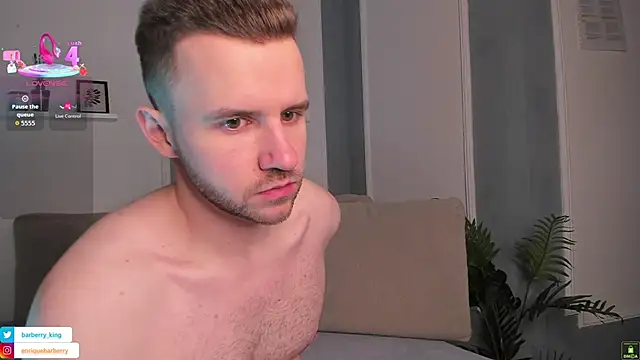 EnriqueBarberry online show from February 13, 2026, 6:35 am