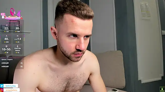 Snapshot of EnriqueBarberry chatting on September 21, 2025, 5:34 am EnriqueBarberry online show from September 21, 2025, 5:34 am