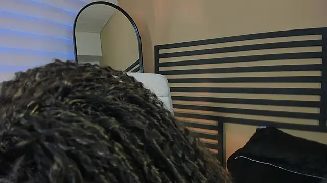 nayah   online show from March 7, 2026, 1:16 pm