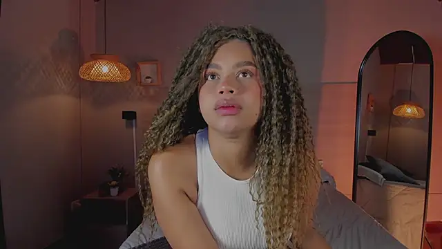 nayah   online show from March 14, 2025, 8:06 pm