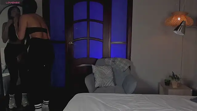 nayah   online show from January 7, 2026, 8:25 pm