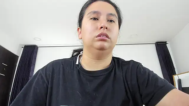  Natalie18 online show from October 25, 2025, 3:28 am