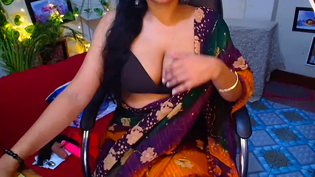 Snapshot of SnoowForYou chatting on September 26, 2025, 12:50 am SnoowForYou online show from September 26, 2025, 12:50 am