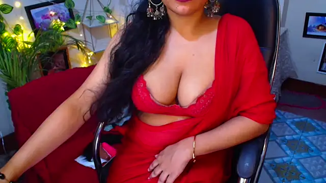 Snapshot of SnoowForYou chatting on September 28, 2025, 1:45 am SnoowForYou online show from September 28, 2025, 1:45 am