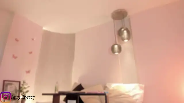 Snapshot of angeline-777 chatting on September 22, 2025, 1:17 pm angeline-777 online show from September 22, 2025, 1:17 pm