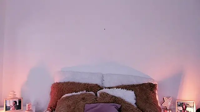 Snapshot of rosemonrooe chatting on September 20, 2025, 3:06 pm rosemonrooe online show from September 20, 2025, 3:06 pm