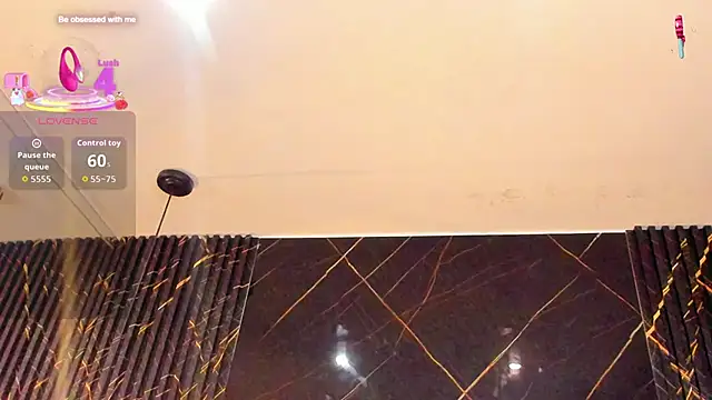 Kagome01 online show from September 30, 2025, 1:06 pm