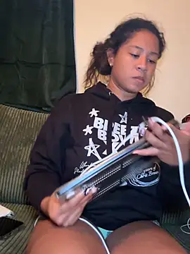 Snapshot of VanessaBling chatting on October 30, 2025, 2:54 am VanessaBling online show from October 30, 2025, 2:54 am