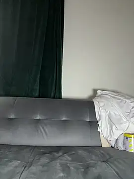 VanessaBling online show from February 15, 2025, 4:12 pm