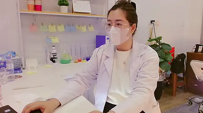 Alisa Hotfeeling online show from February 27, 2025, 2:35 am