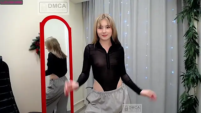 Snapshot of Tweet88 chatting on February 2, 2025, 3:39 pm Tweet88 online show from February 2, 2025, 3:39 pm