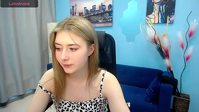 Snapshot of Tweet88 chatting on February 14, 2025, 10:36 pm Tweet88 online show from February 14, 2025, 10:36 pm