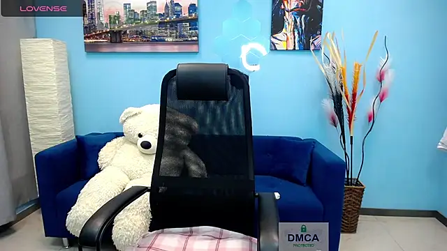 Snapshot of Tweet88 chatting on December 11, 2024, 8:07 pm Tweet88 online show from December 11, 2024, 8:07 pm