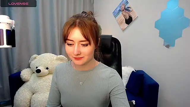 Snapshot of Tweet88 chatting on March 11, 2025, 10:42 pm Tweet88 online show from March 11, 2025, 10:42 pm