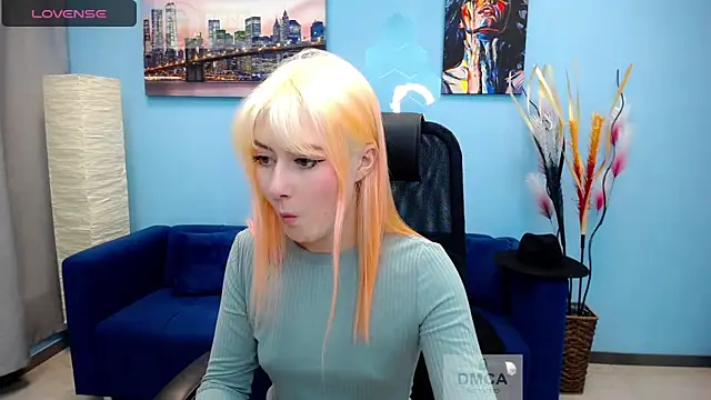 Snapshot of Tweet88 chatting on December 4, 2024, 5:38 pm Tweet88 online show from December 4, 2024, 5:38 pm