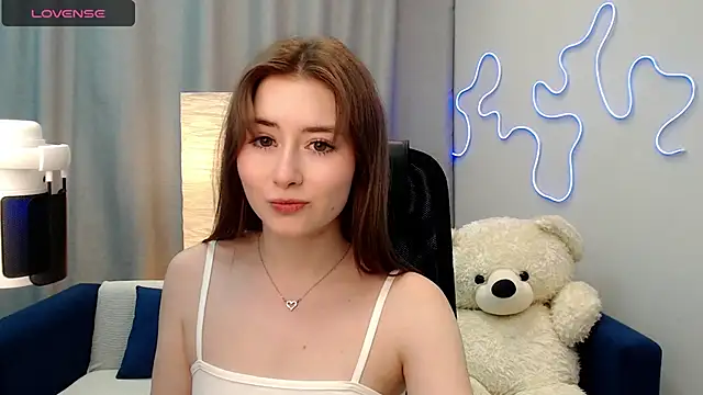 Snapshot of Tweet88 chatting on March 21, 2025, 9:34 am Tweet88 online show from March 21, 2025, 9:34 am