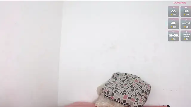 seductivespellvagina80 online show from April 7, 2026, 5:42 am