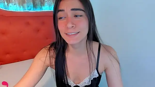 Emma Sophia2 online show from February 25, 2025, 4:57 am