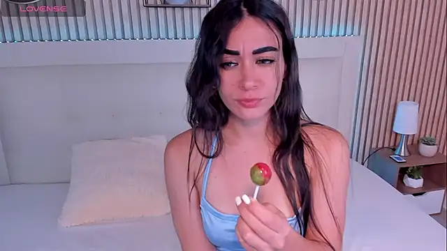 Emma Sophia2 online show from October 3, 2025, 4:36 am