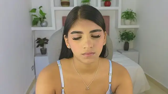maiaa ruiz online show from May 13, 2026, 1:51 pm