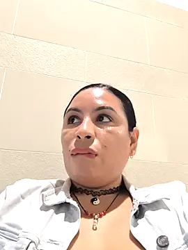 Snapshot of Francesca_ferrari chatting on October 6, 2025, 5:46 pm Francesca ferrari online show from October 6, 2025, 5:46 pm