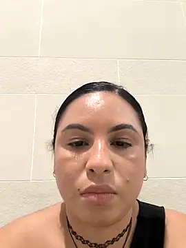 Snapshot of Francesca_ferrari chatting on October 24, 2025, 6:40 pm Francesca ferrari online show from October 24, 2025, 6:40 pm