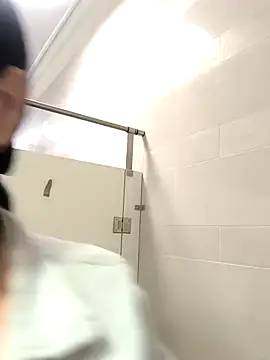 Snapshot of Francesca_ferrari chatting on October 1, 2025, 7:40 pm Francesca ferrari online show from October 1, 2025, 7:40 pm