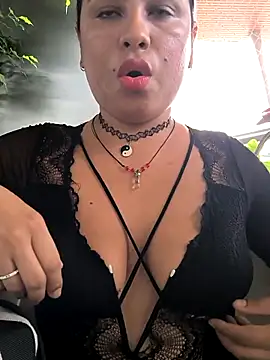 Snapshot of Francesca_ferrari chatting on October 8, 2025, 7:36 pm Francesca ferrari online show from October 8, 2025, 7:36 pm