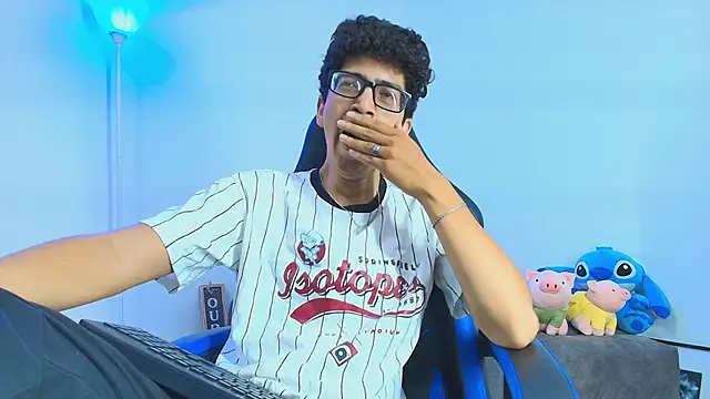 Snapshot of TylerWhite_ chatting on September 26, 2025, 5:58 am TylerWhite  online show from September 26, 2025, 5:58 am