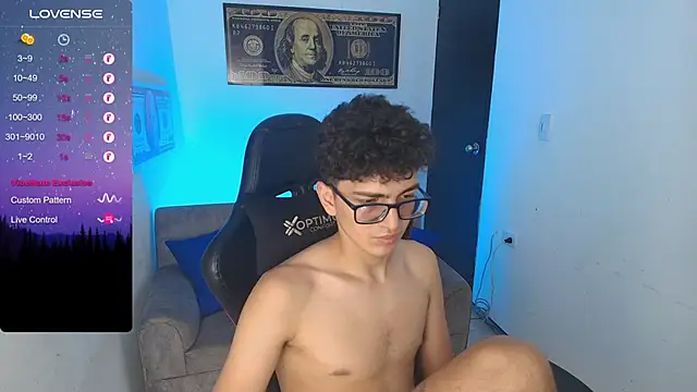 TylerWhite  online show from February 27, 2025, 9:18 am