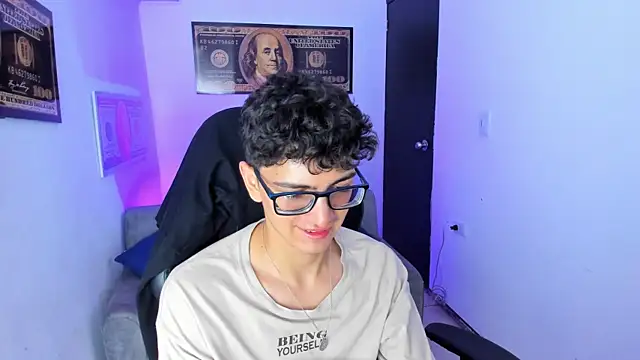 TylerWhite  online show from February 26, 2025, 2:41 am