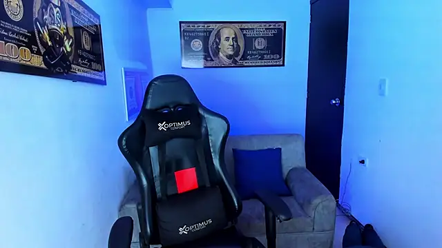TylerWhite  online show from March 4, 2025, 5:32 am