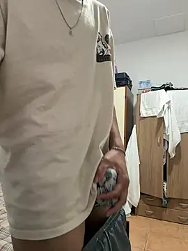 TylerWhite  online show from April 27, 2026, 6:17 pm