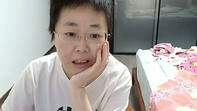 Snapshot of sonyx chatting on October 18, 2025, 3:14 pm sonyx online show from October 18, 2025, 3:14 pm