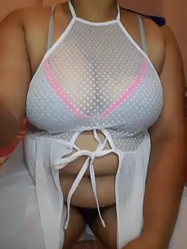 Julia lolly online show from March 19, 2025, 10:11 am