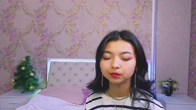 Shy Kira online show from January 7, 2025, 3:33 pm