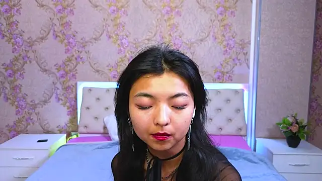 Shy Kira online show from January 17, 2025, 3:32 pm