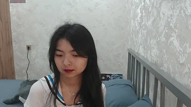 Snapshot of Shy_Kira chatting on July 9, 2026, 9:10 am Shy Kira online show from July 9, 2026, 9:10 am