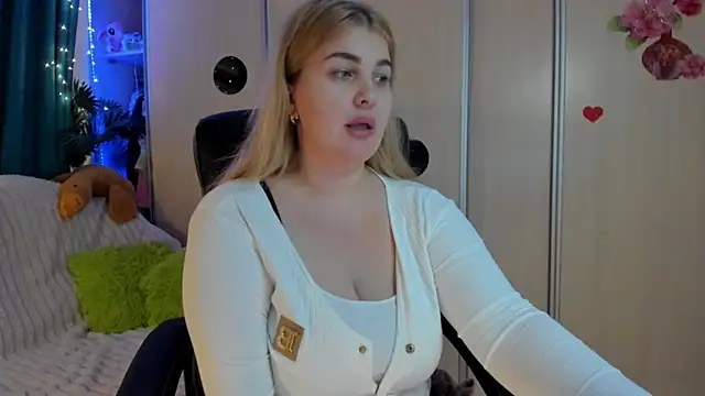 CoraSwon online show from February 28, 2026, 3:22 pm