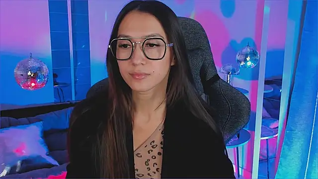 Snapshot of LanaBaker chatting on September 19, 2025, 2:59 am LanaBaker online show from September 19, 2025, 2:59 am