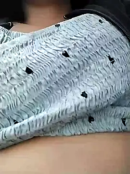 Nathalia-001 online show from January 31, 2025, 9:05 pm