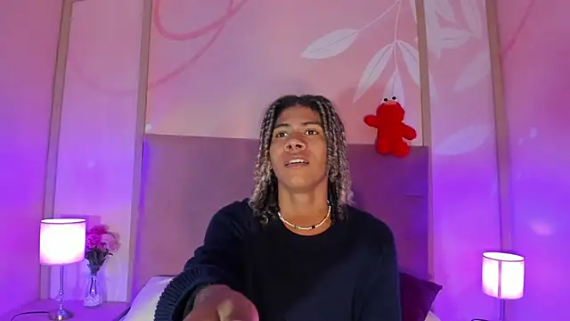 Snapshot of Maxim-Walker chatting on March 19, 2025, 3:09 am Maxim-Walker online show from March 19, 2025, 3:09 am