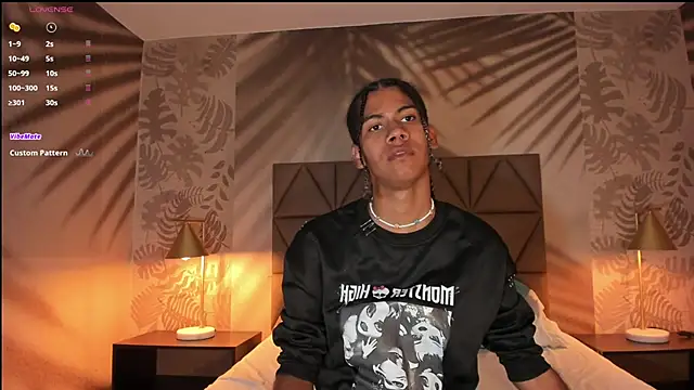 Maxim-Walker online show from November 11, 2025, 3:01 am