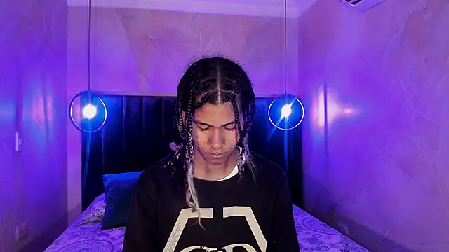 Maxim-Walker online show from November 27, 2025, 3:07 am