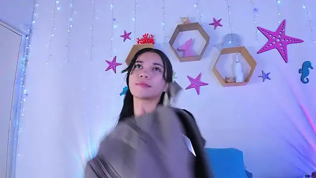 Snapshot of Emiily_Parkerr chatting on October 17, 2025, 3:10 am Emiily Parkerr online show from October 17, 2025, 3:10 am