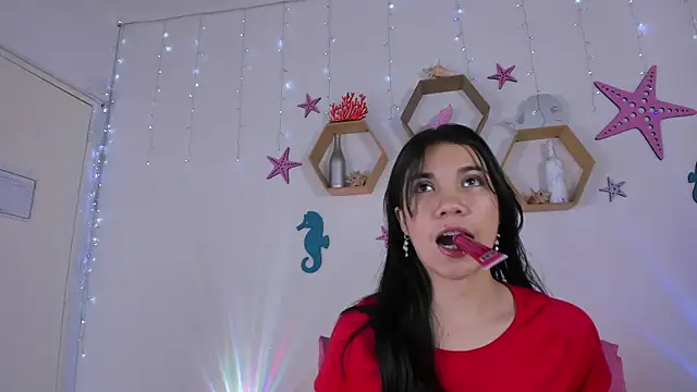 Snapshot of Emiily_Parkerr chatting on February 28, 2025, 3:04 am Emiily Parkerr online show from February 28, 2025, 3:04 am