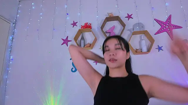 Snapshot of Emiily_Parkerr chatting on September 17, 2025, 3:19 am Emiily Parkerr online show from September 17, 2025, 3:19 am