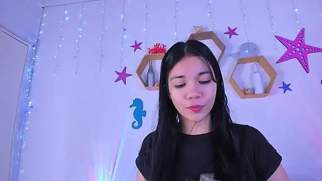 Snapshot of Emiily_Parkerr chatting on October 8, 2025, 3:08 am Emiily Parkerr online show from October 8, 2025, 3:08 am