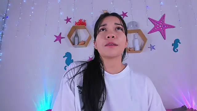 Snapshot of Emiily_Parkerr chatting on September 12, 2025, 3:06 am Emiily Parkerr online show from September 12, 2025, 3:06 am