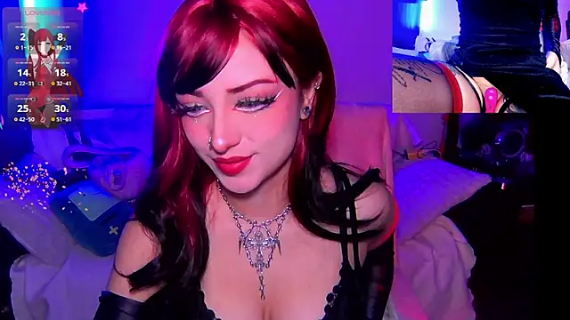 Snapshot of HollyDominic chatting on November 23, 2025, 3:00 pm HollyDominic online show from November 23, 2025, 3:00 pm